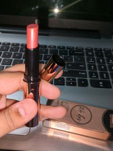 Insight 24 hrs Lipstick