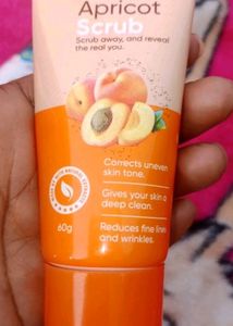 Combo Of Aelovera Gel, Charcoal Facemask And Scrub