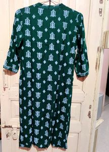 Mokshi Women&#39;s Kurta