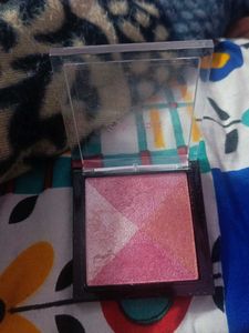 Mars blush highlighter Makeup Palette