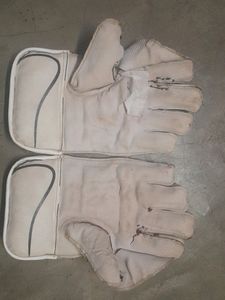 Good Keeping Gloves