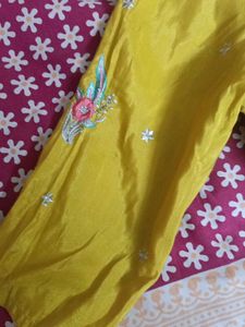So Elegant Gold Embroidered Kurti