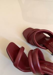 Maroon Stiletto