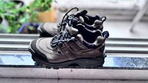 Signature Woodland Tracking Shoes