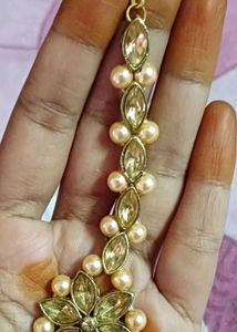 Earings and Papidibilla