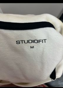 White collar crop Top