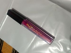Huda Beauty Lipstick