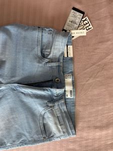 Men Blue Carrot Fit Light Wash Jeans