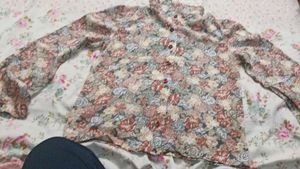 Floral Print Shirt Medium Size