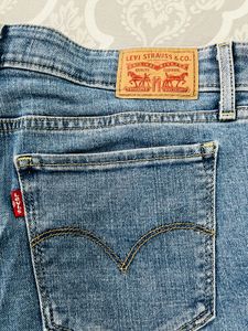 Levis Skinny Jeans