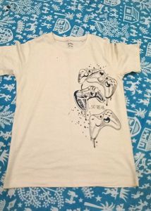 Zudio Fitted Tee – Simple, Sleek, &amp; Up for Grabs