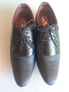 Classic Black Formal Shoes