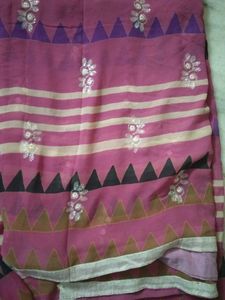 Pattern Saree With Blouse