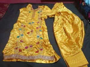 yellow beautiful embroidery suit Patiyala salwar s