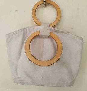 Canvas Handbag with Wooden Handles used only once