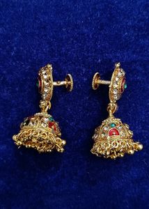 Golden Dimand Earrings.