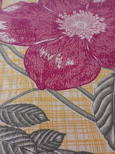 Elegant Bedsheet with 2 pillows