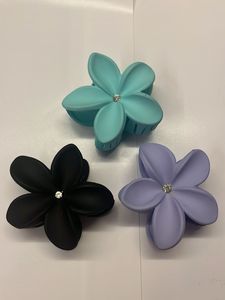 Flower Hair Claw Clips