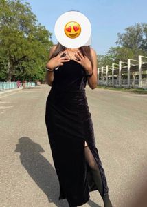 Elegant Black Velvet Dress