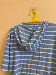 M25- Striped Blue Top