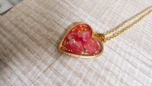 Resin Heart Chain With Petals