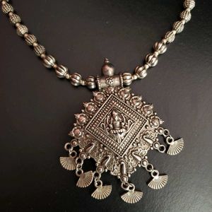 Silver Beaded Necklace