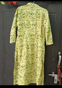 Green &amp; Yellow Printed Kurta