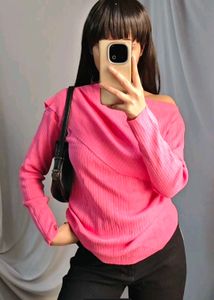 one side off shoulder ribbed top