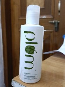 Plum Green Tea Toner