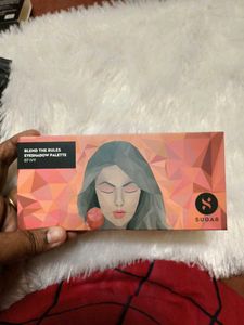 Sugar Blend The Rule Eyeshadow Palette