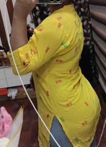 SHORT KURTI