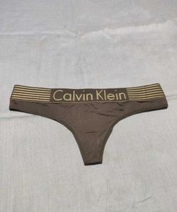 Calvin Klein Thong Size S