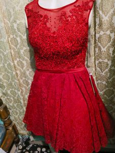 Embellished Lace Hi-Lo Party Dres