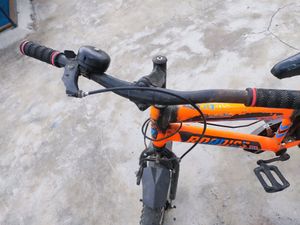 2 Cycle In Used Conditions 8,9 Years Old Perfect