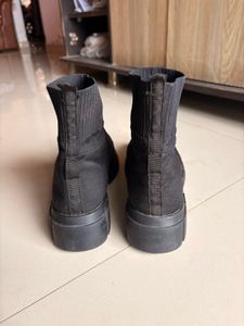 Black Boots