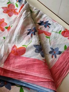 White Floral Cotton Saree With Blouse Piece
