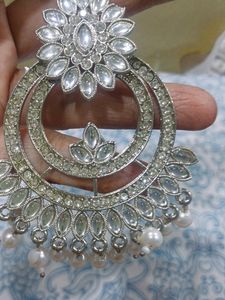 Silver Earrings With Tika