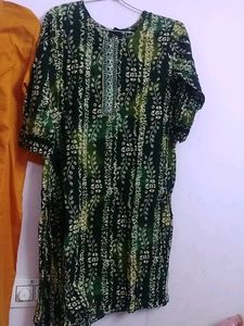 Combo Kurtis,Used