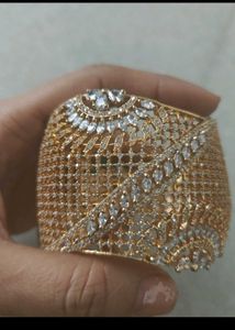 AD Bracelet With Opening Lock System