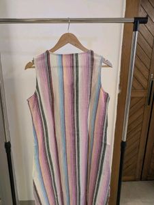 Striped Sleeveless Kurta