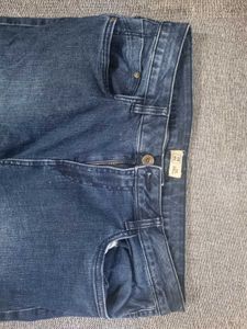 Women&#39;s Jeans