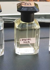😍 MUST BUY , CRYSTAL NOIR 40ML PERFUME UNISEX