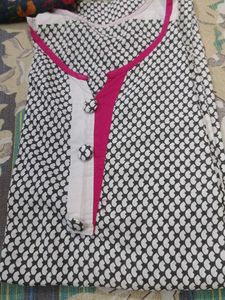 Combination Of 5 Kurtas