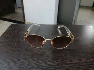 Classic Aviator style