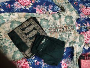 Elegant Floral Print Kurta Set