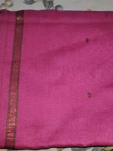 i am selling pink 🩷 cotton saree with Blouse