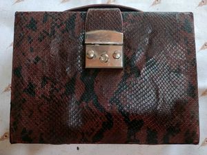 zara trunk bag