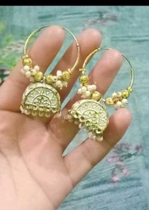 Earings