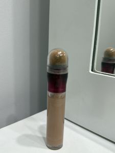 Selling: Maybelline New York Concealer-Medium Skin