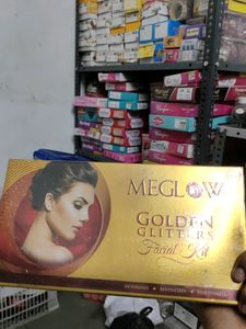 MEGLOW Golden Glitters Facial Kit